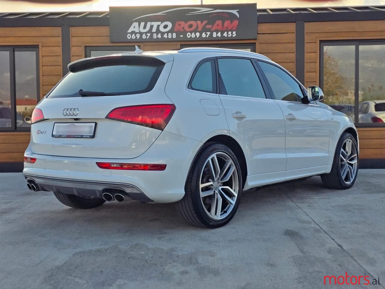 2015' Audi SQ5 photo #4