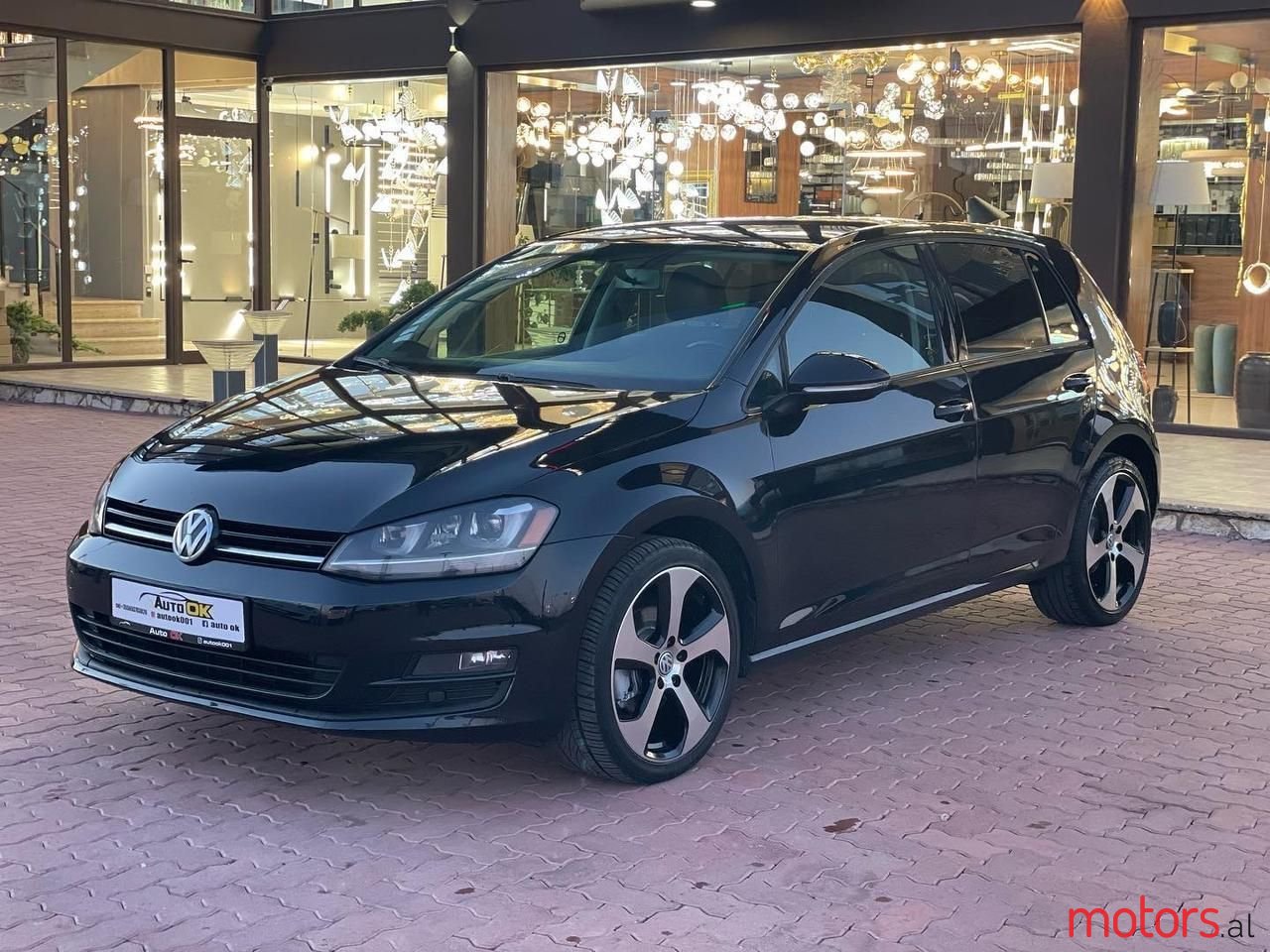 2015' Volkswagen Golf photo #1