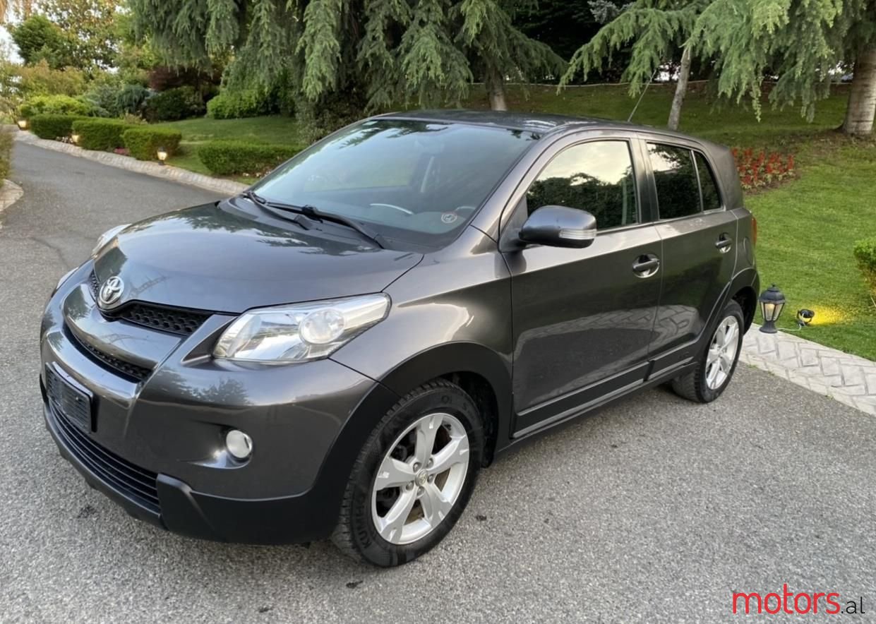 2010' Toyota Urban Cruiser photo #1