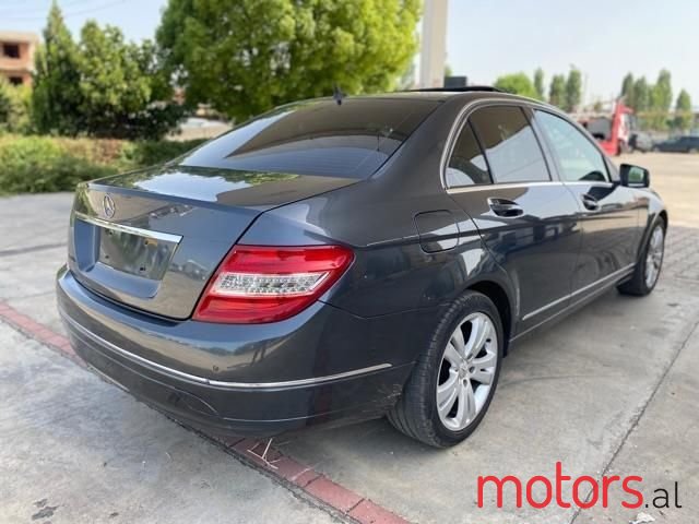 2010' Mercedes-Benz C 220 photo #3