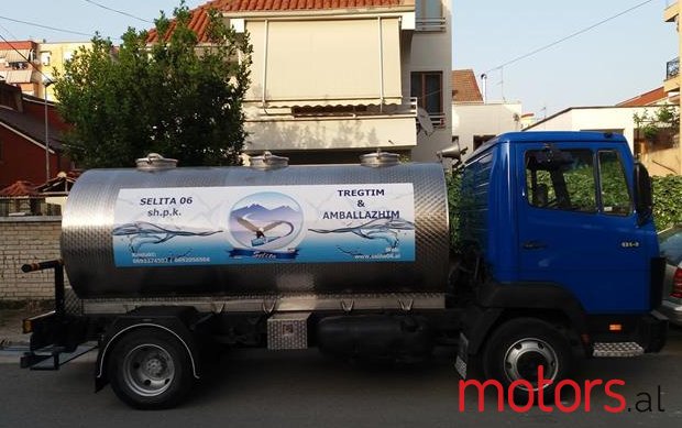 1996' Mercedes-Benz 814 photo #2