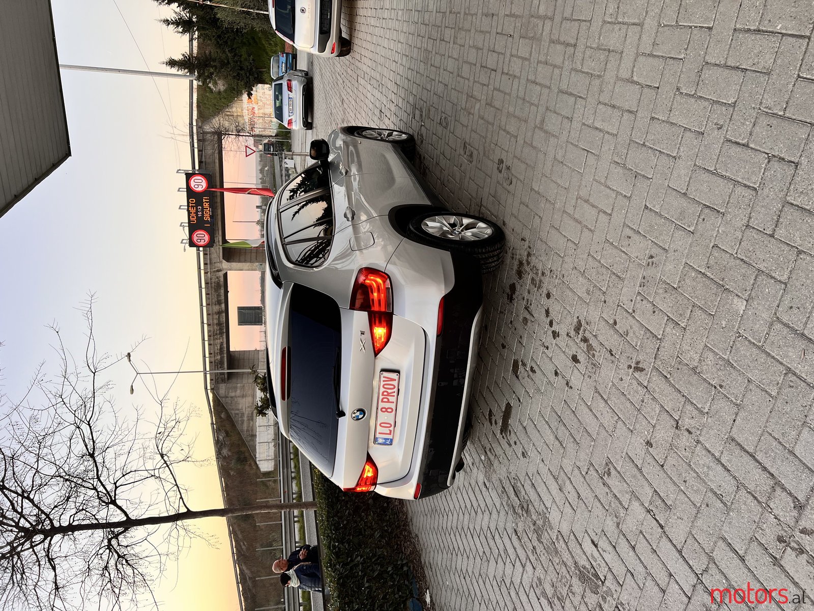 2011' BMW X1 photo #6