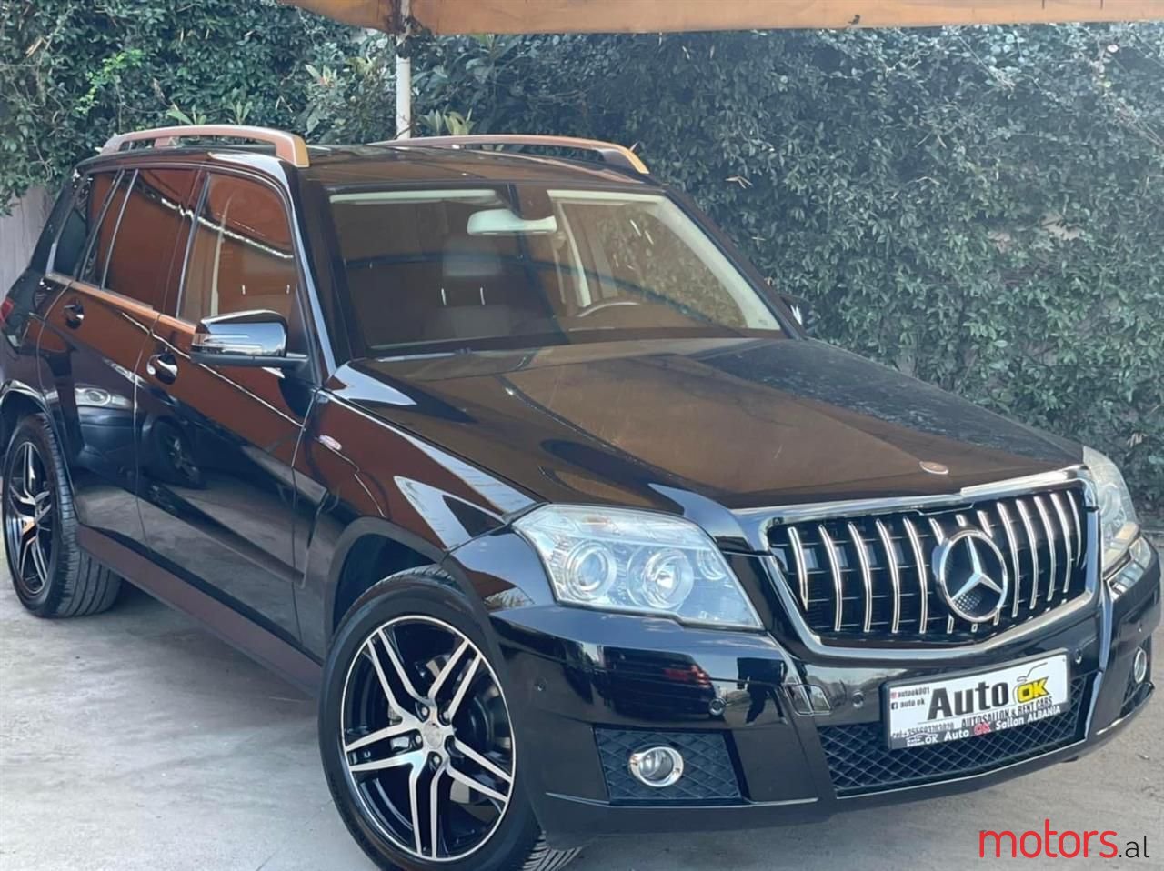 2009' Mercedes-Benz GLK 220 photo #1