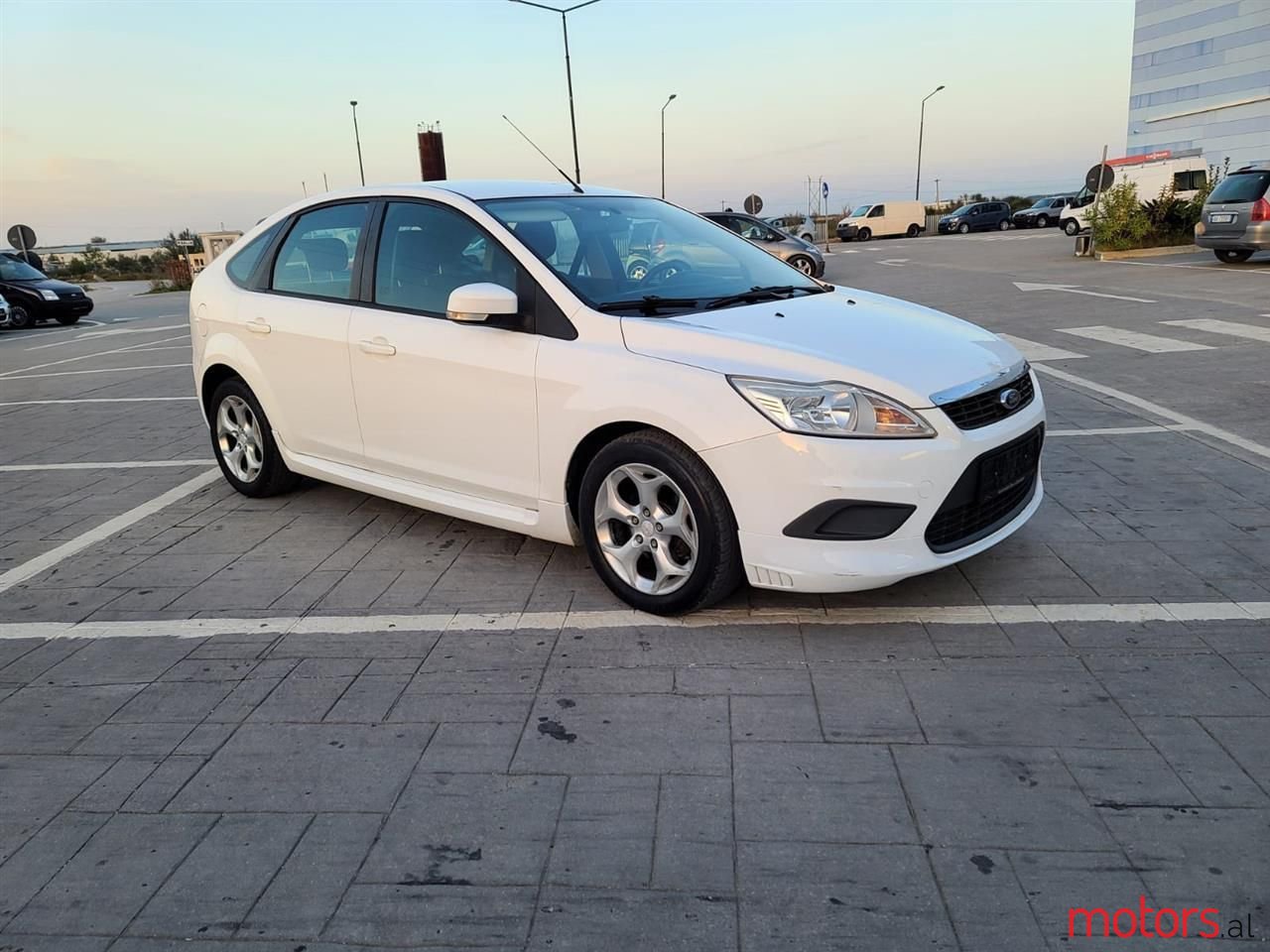 2008' Ford Focus photo #1