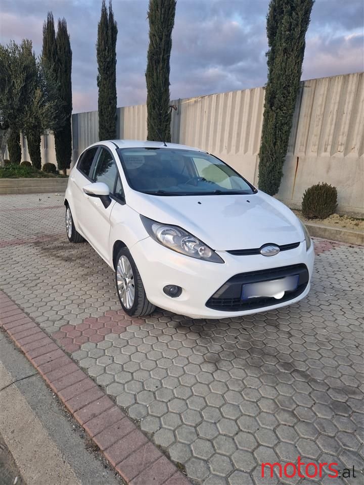 2009' Ford Fiesta photo #4