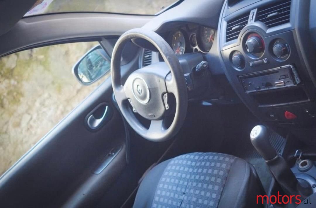 2006' Renault Megane photo #5