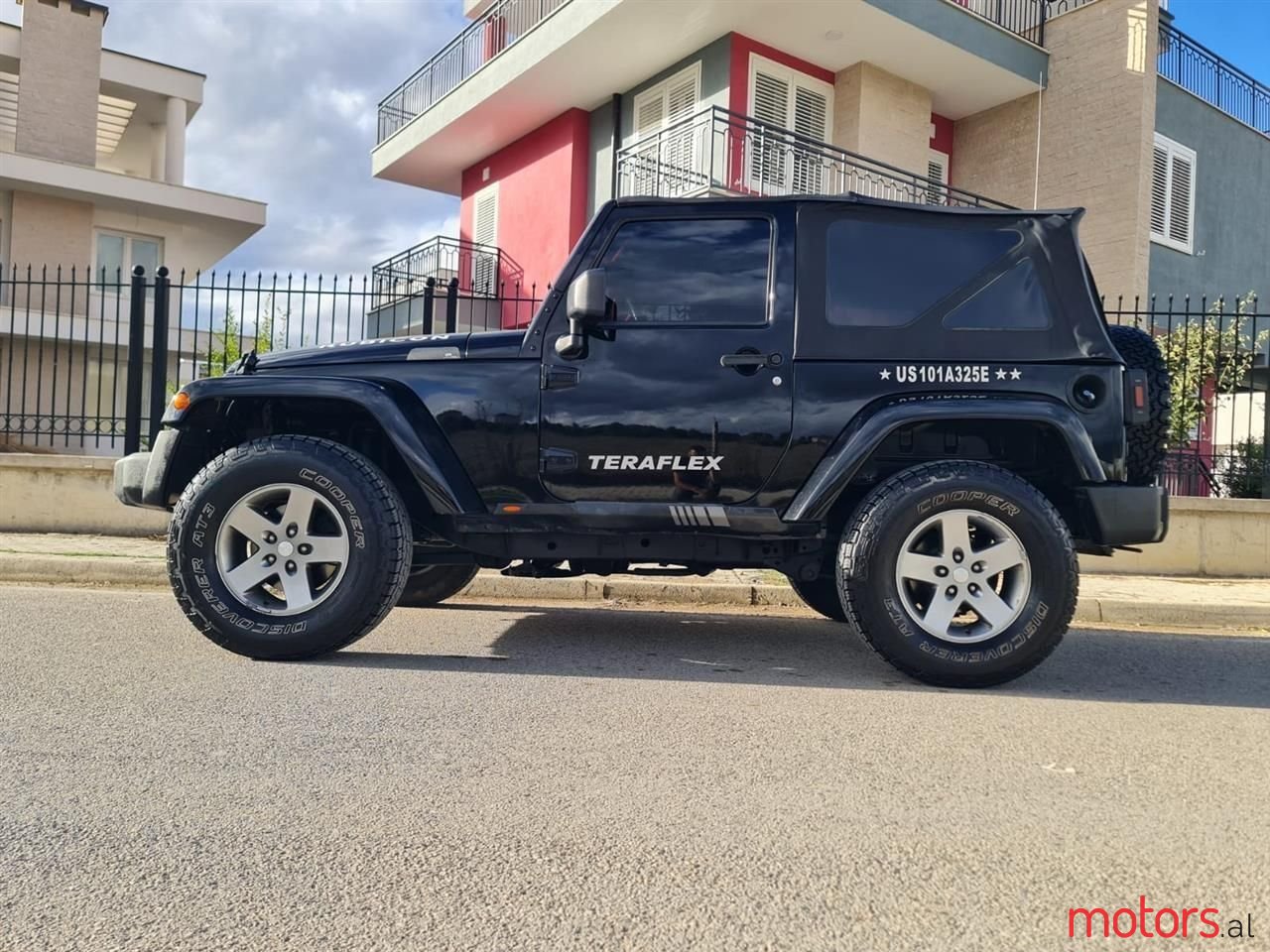 2010' Jeep Wrangler photo #3