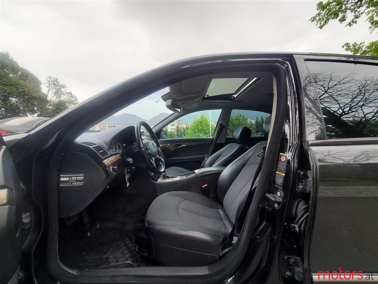 2007' Mercedes-Benz E 220 photo #4