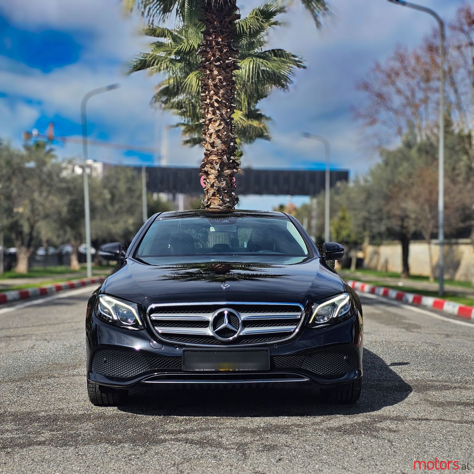 2018' Mercedes-Benz E 220 photo #4