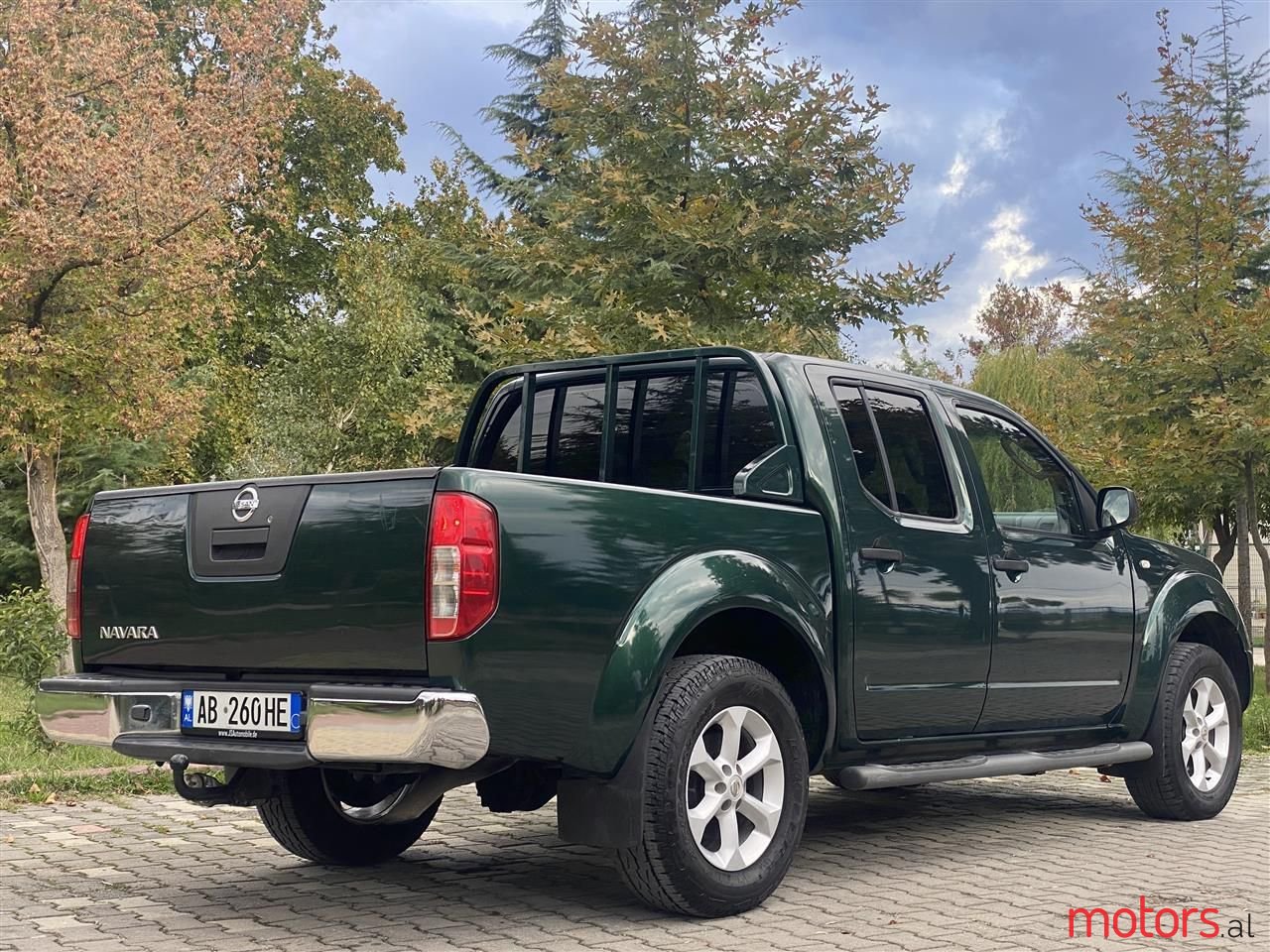 2007' Nissan Navara photo #4