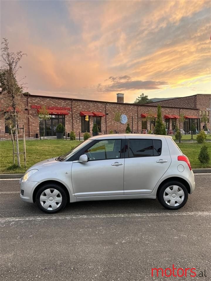 2008' Suzuki Swift photo #5