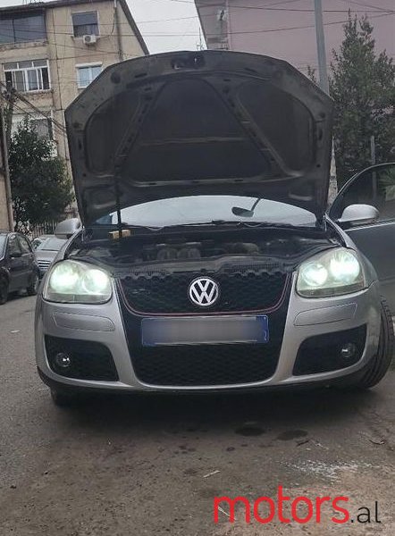 2007' Volkswagen Golf photo #2