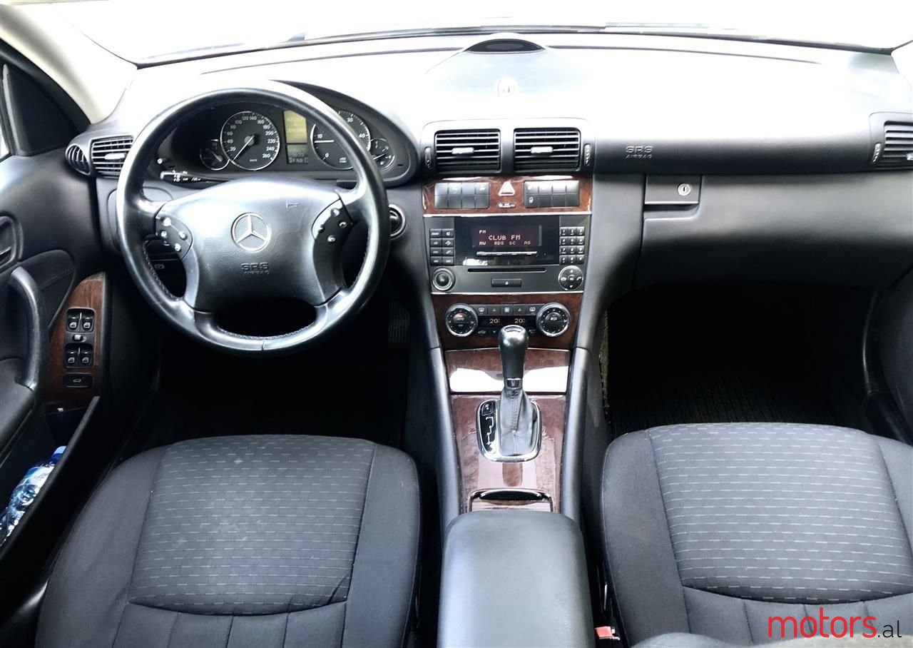 2004' Mercedes-Benz C 200 photo #3