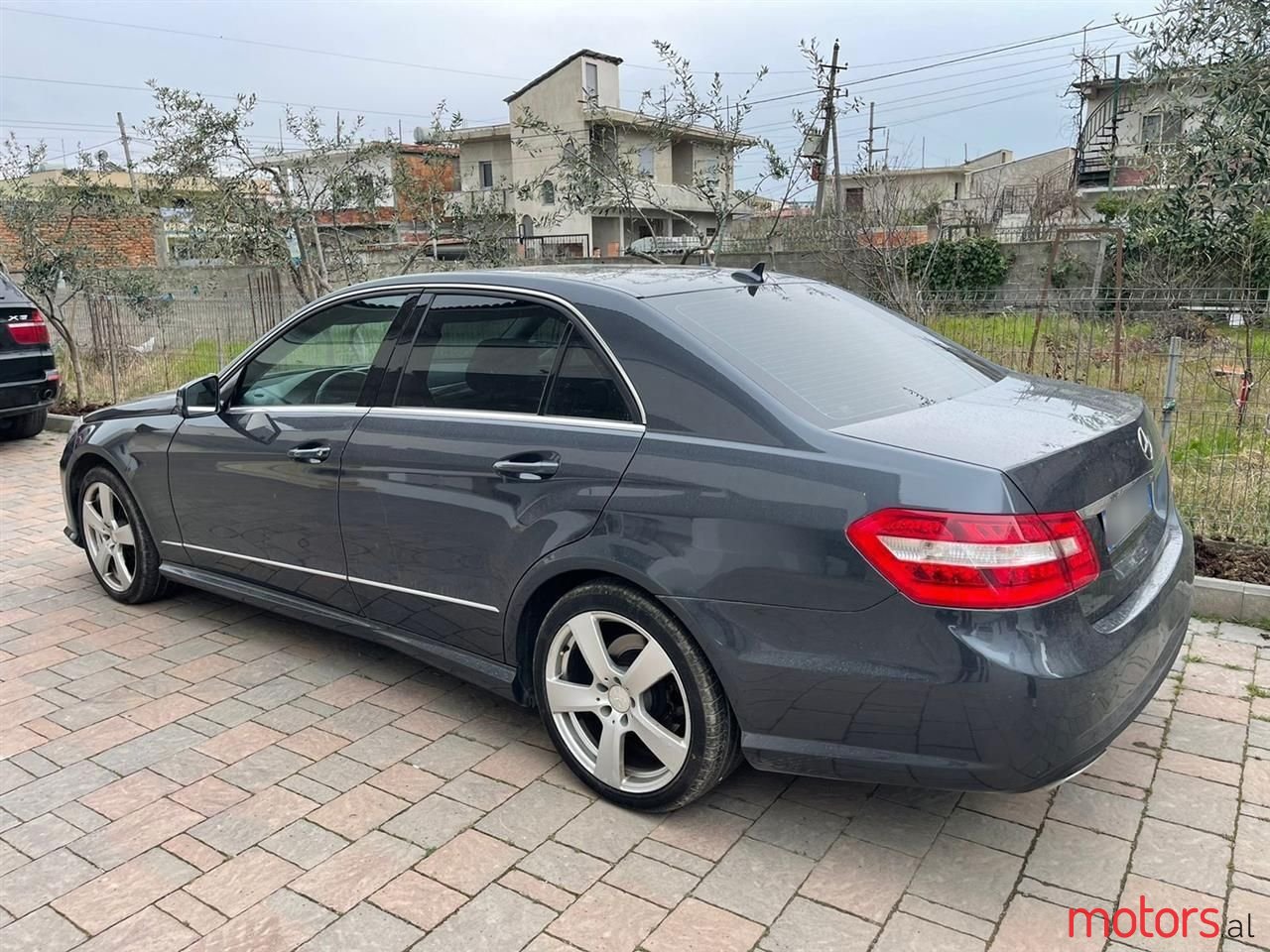 2010' Mercedes-Benz 220 photo #2