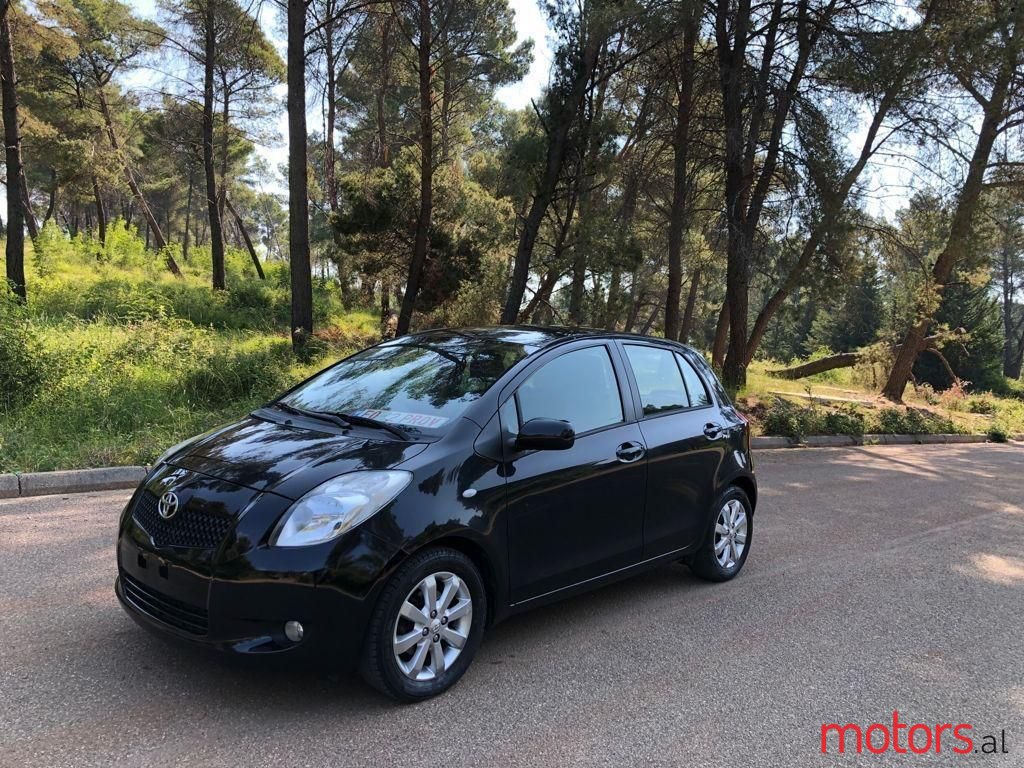 2007' Toyota Yaris photo #5