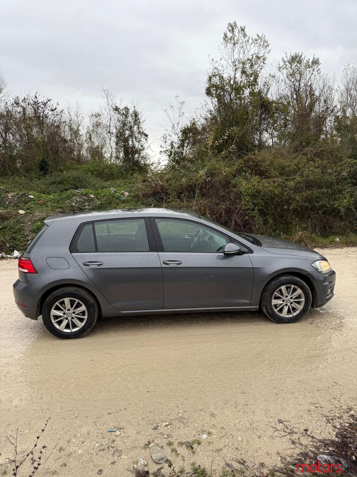 2019' Volkswagen Golf photo #4