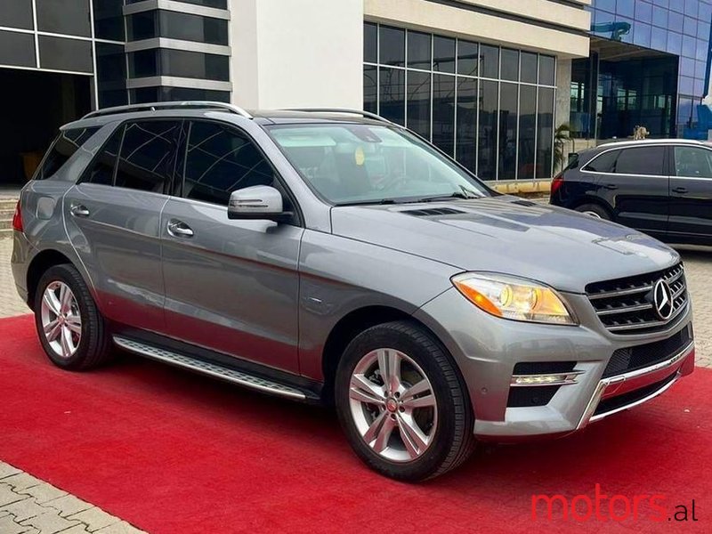 2012' Mercedes-Benz ML 350 photo #2