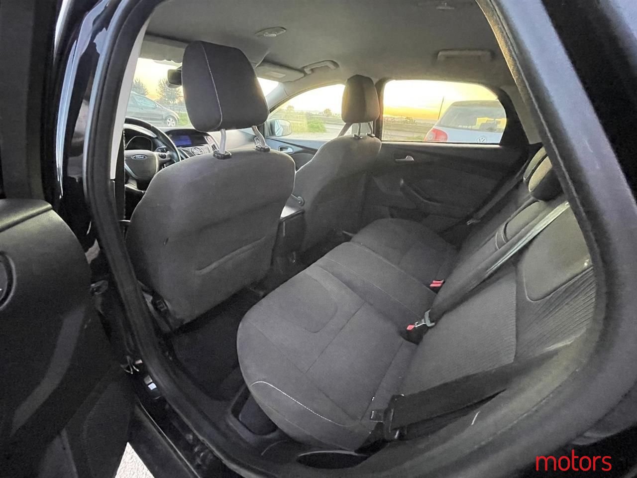 2011' Ford Focus photo #2