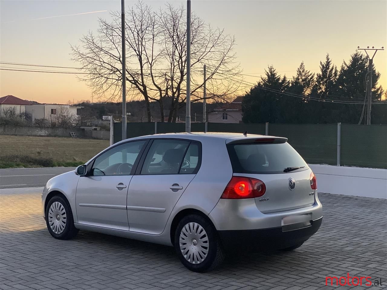 2007' Volkswagen Golf photo #2