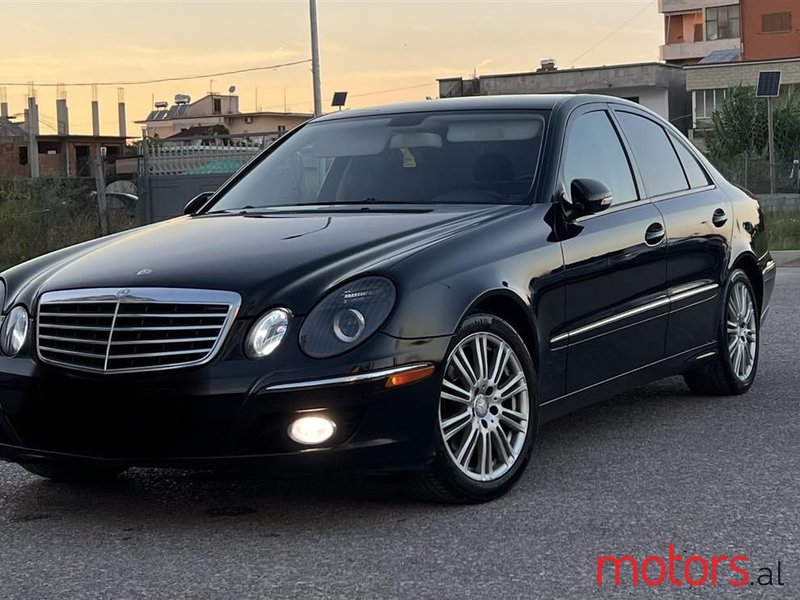 2008' Mercedes-Benz E 200 photo #1