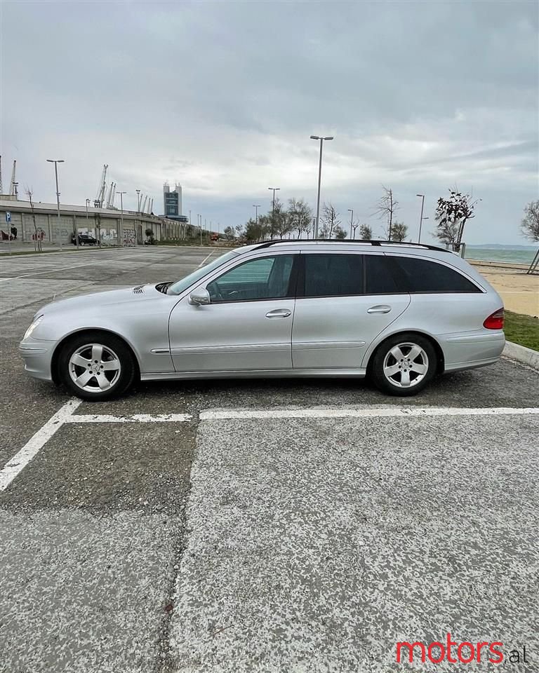 2007' Mercedes-Benz E 220 photo #6