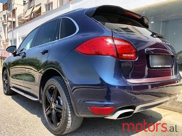 2011' Porsche Cayenne photo #5
