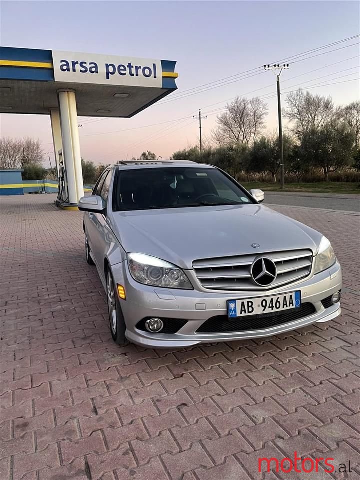 2009' Mercedes-Benz C 300 photo #3