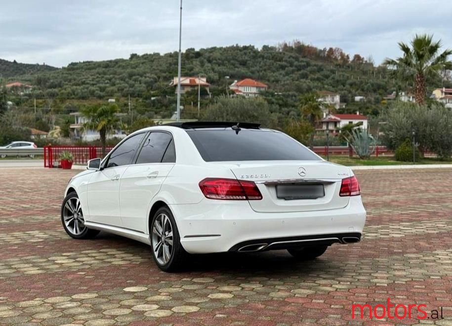 2014' Mercedes-Benz E 250 photo #4