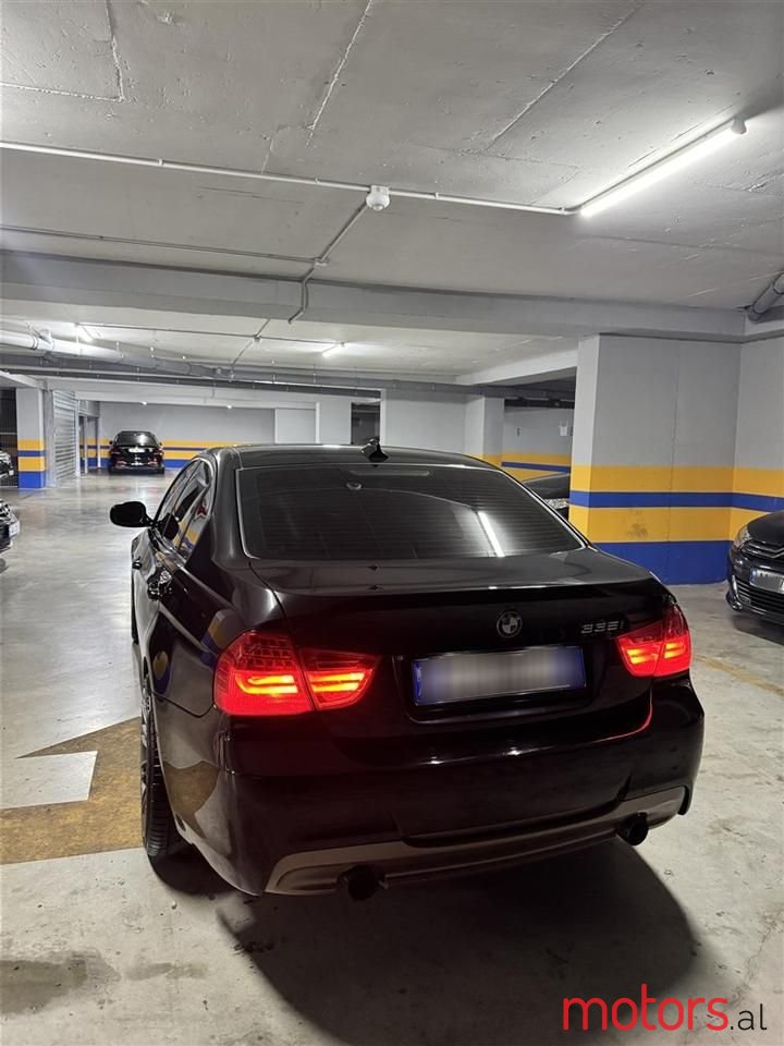 2011' BMW 335 photo #2