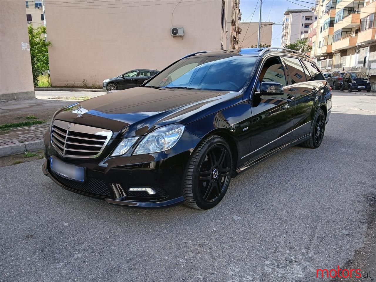 2010' Mercedes-Benz E 350 photo #1