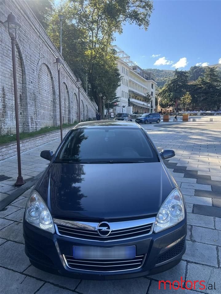 2009' Opel Astra photo #1