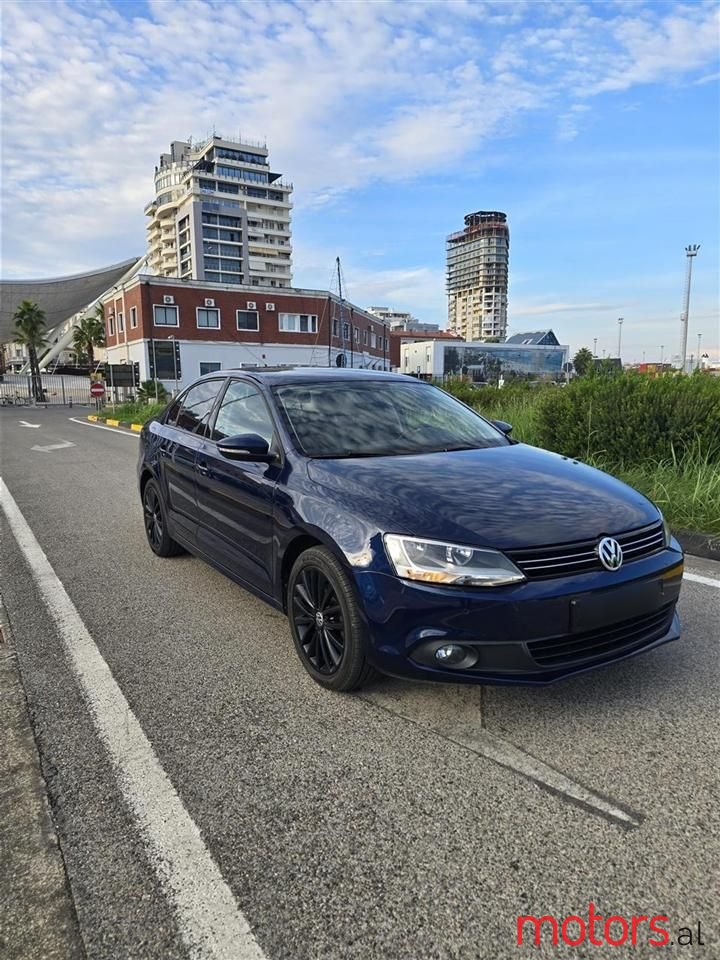 2014' Volkswagen Jetta photo #1