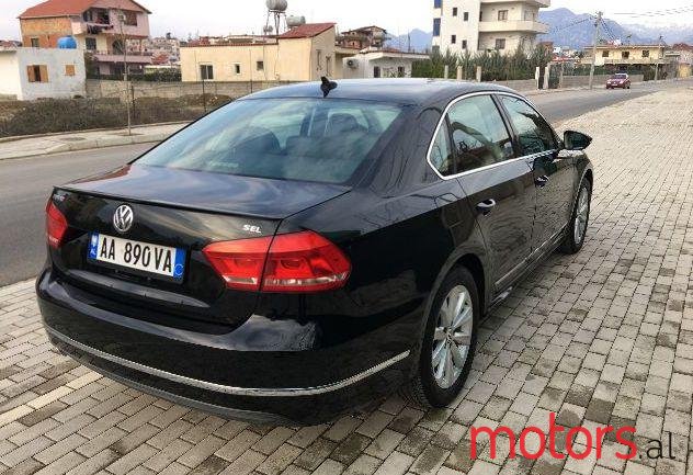 2012' Volkswagen Passat photo #1