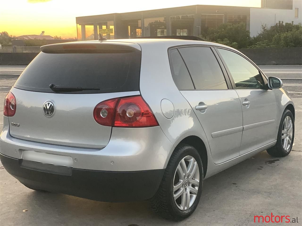 2007' Volkswagen Golf photo #5
