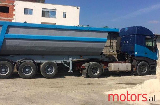 2004' Iveco photo #4