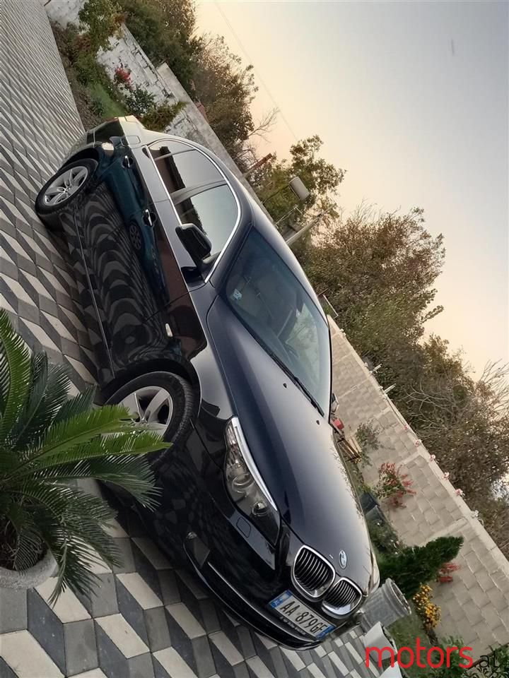 2009' BMW 525 photo #1