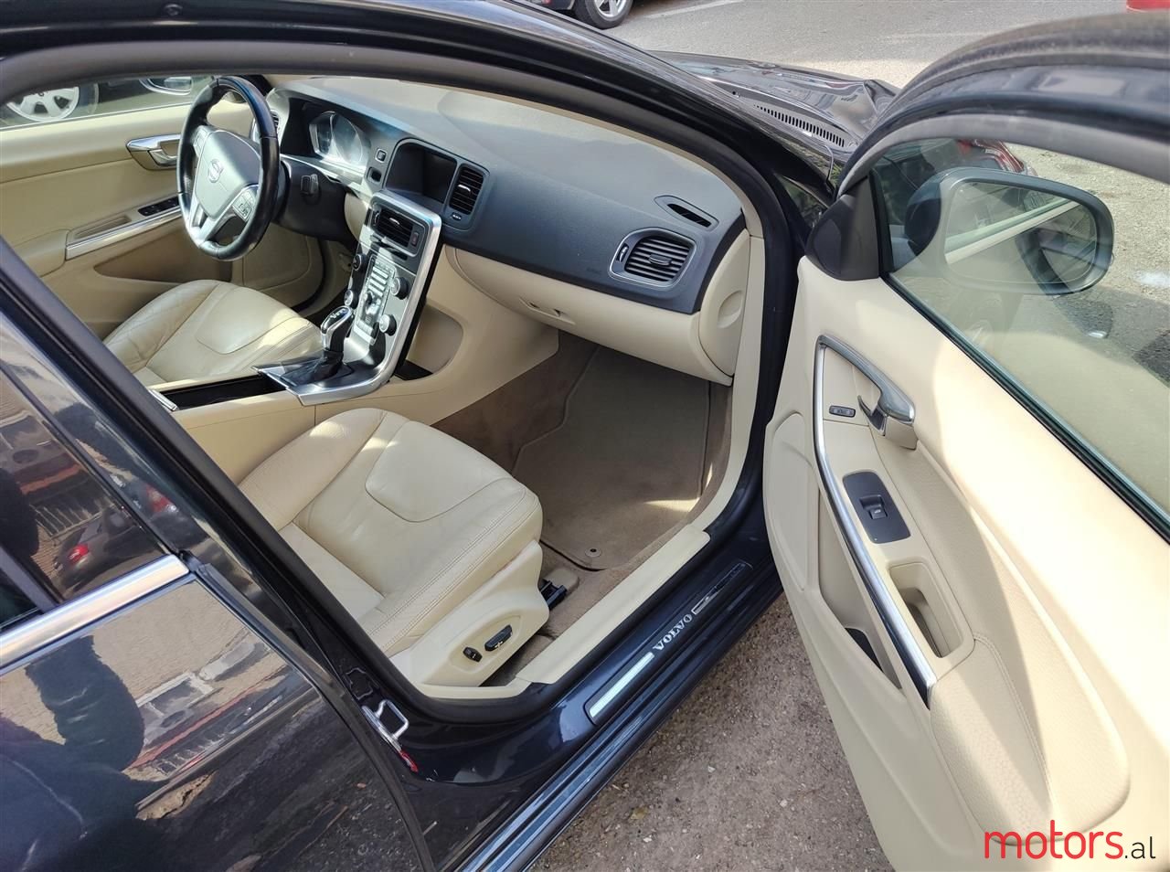 2014' Volvo S60 photo #6