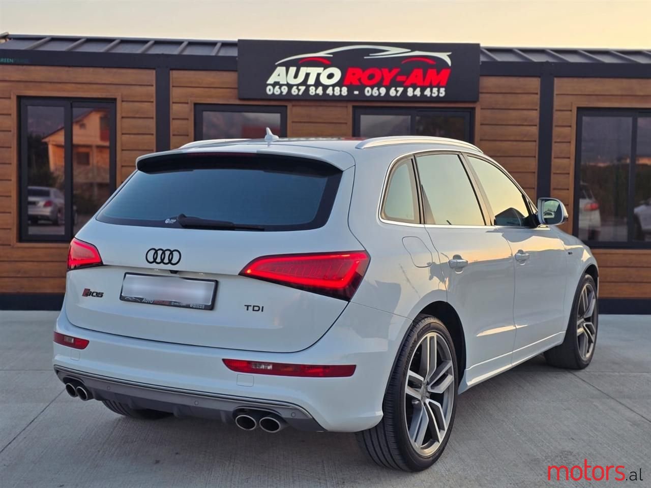 2015' Audi SQ5 photo #4