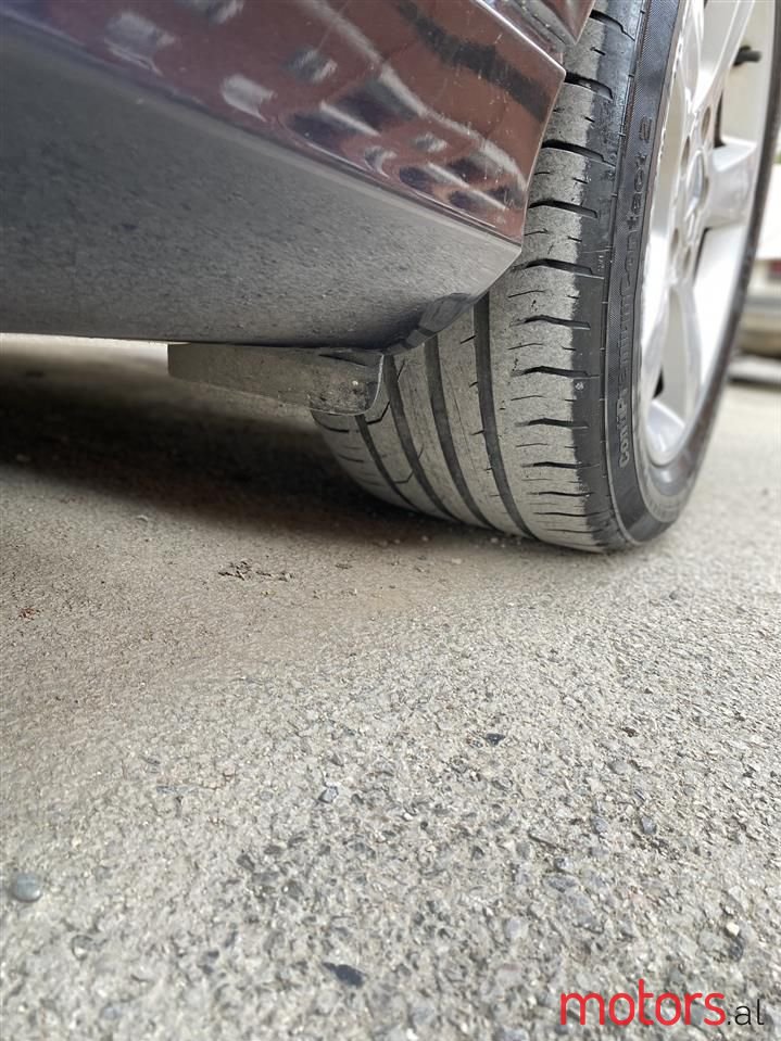 2005' Mercedes-Benz C 220 photo #4