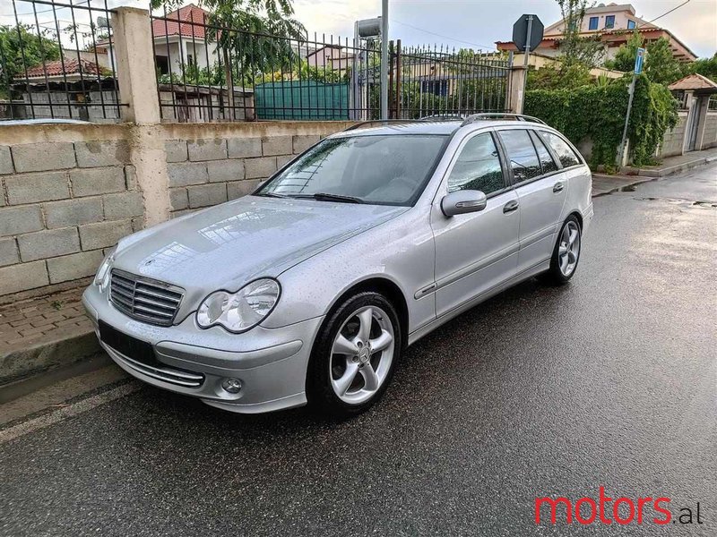 2005' Mercedes-Benz C 220 photo #1