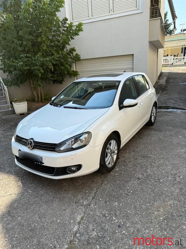 2012' Volkswagen Golf photo #3