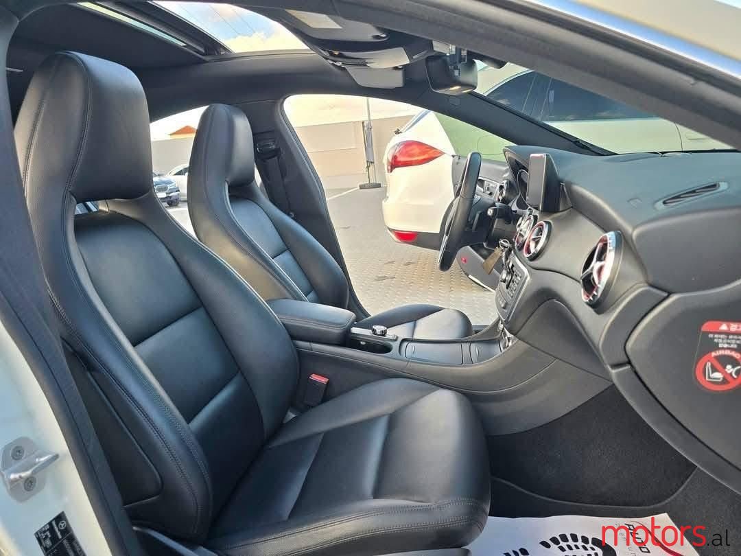 2014' Mercedes-Benz CLA 200 photo #1