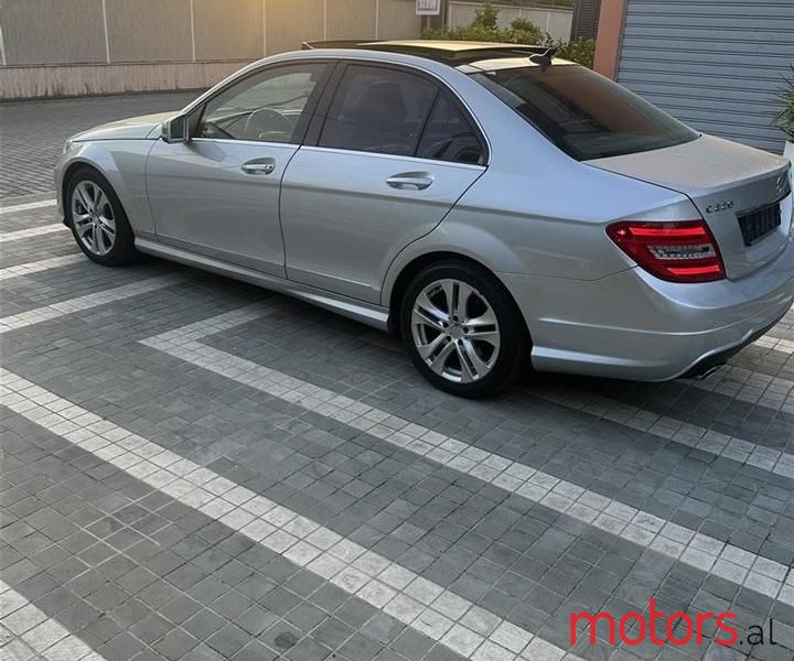 2013' Mercedes-Benz C 220 photo #5