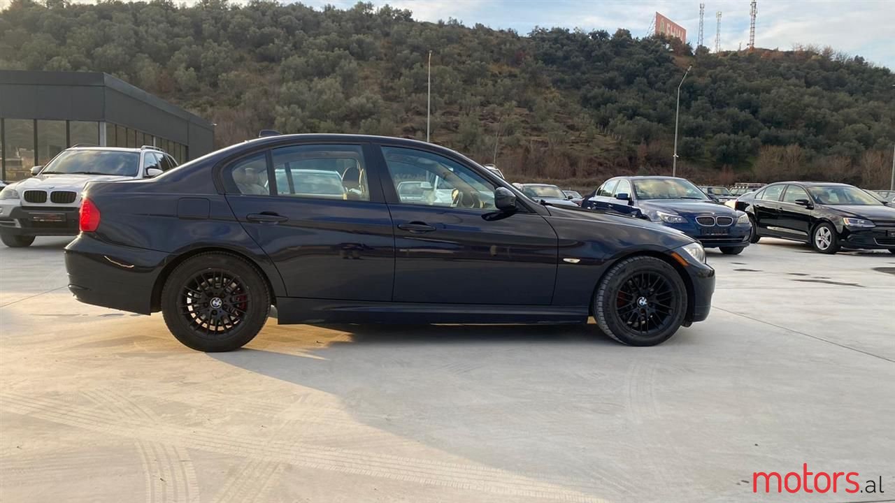 2010' BMW 225 photo #4