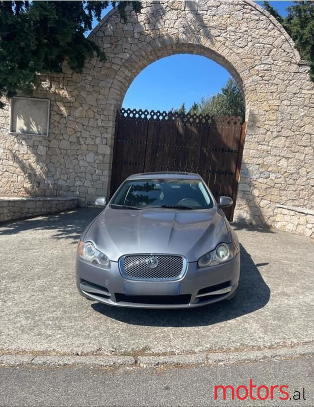 2008' Jaguar XF photo #2