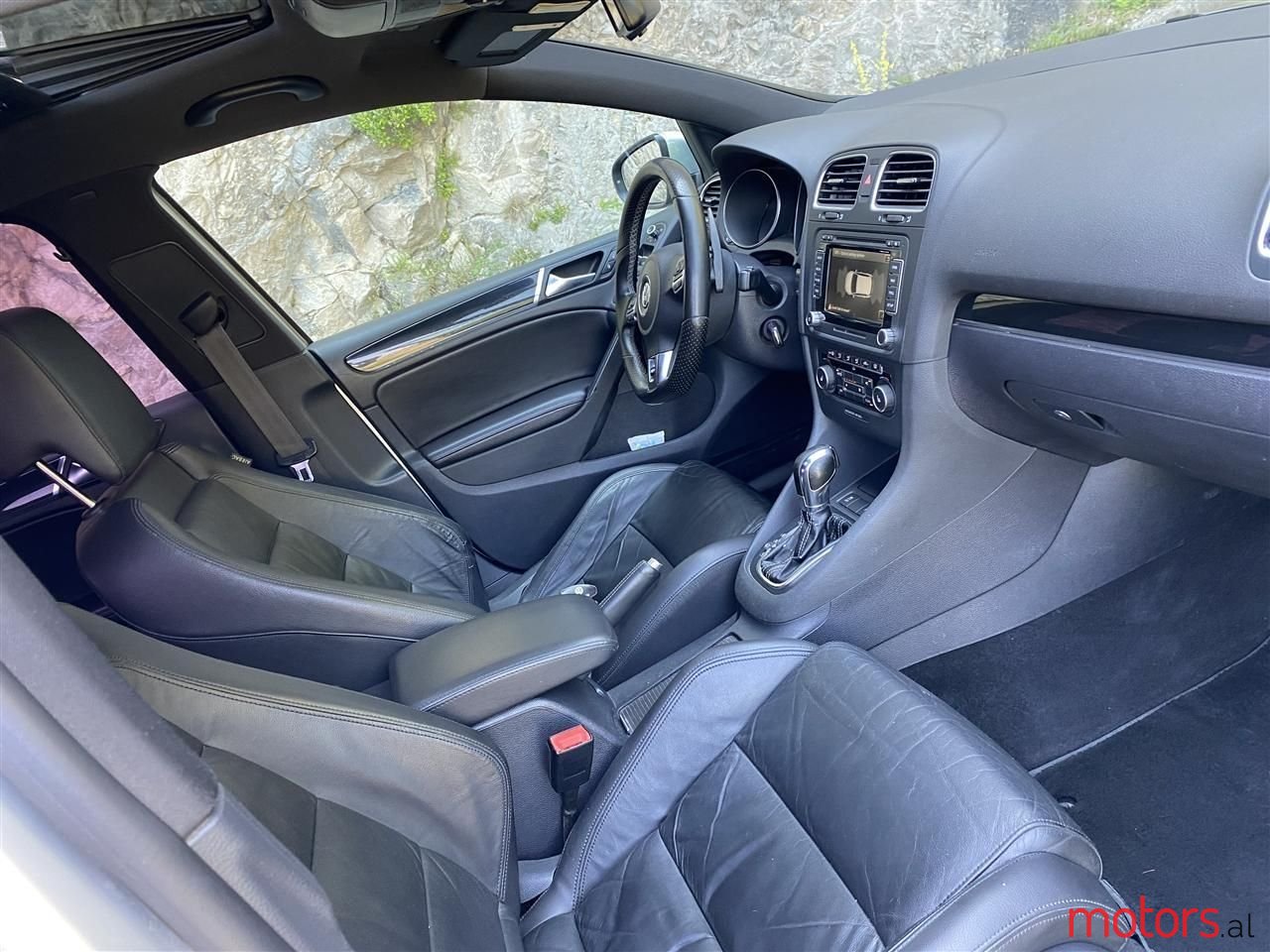 2012' Volkswagen Golf photo #5