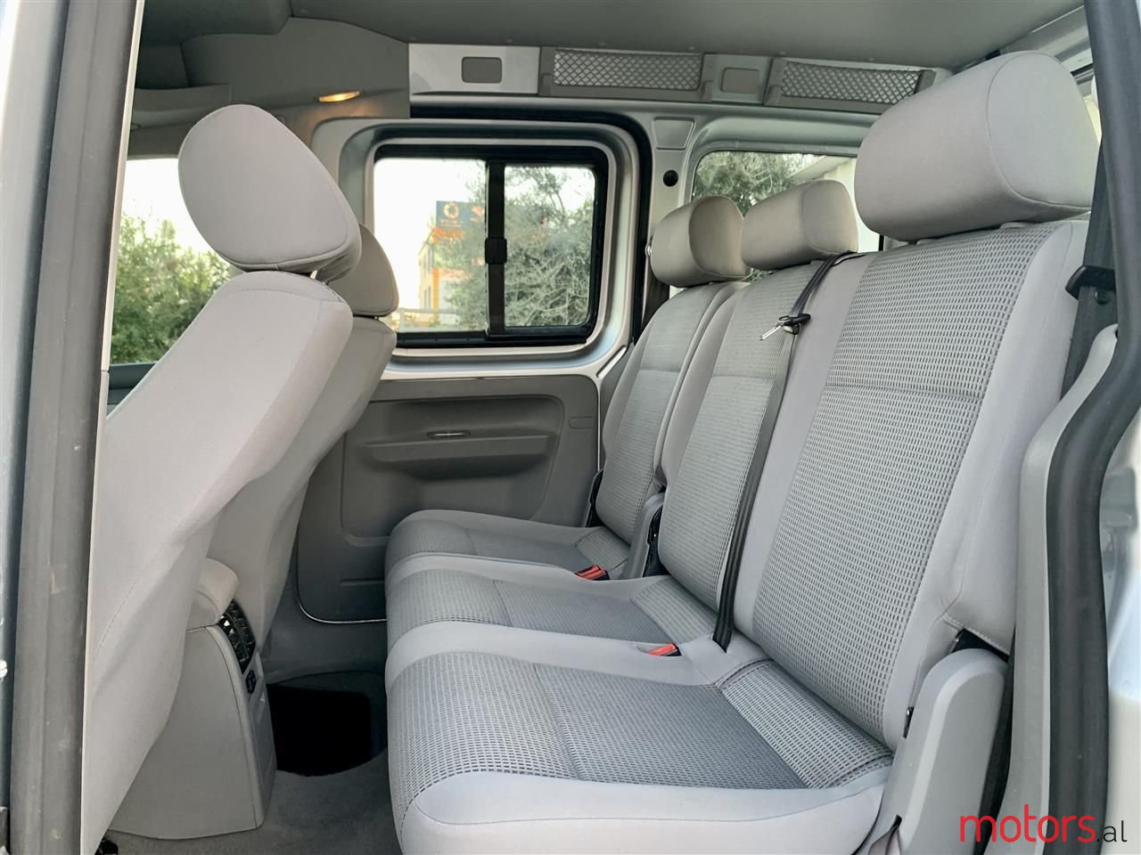 2006' Volkswagen Caddy photo #4