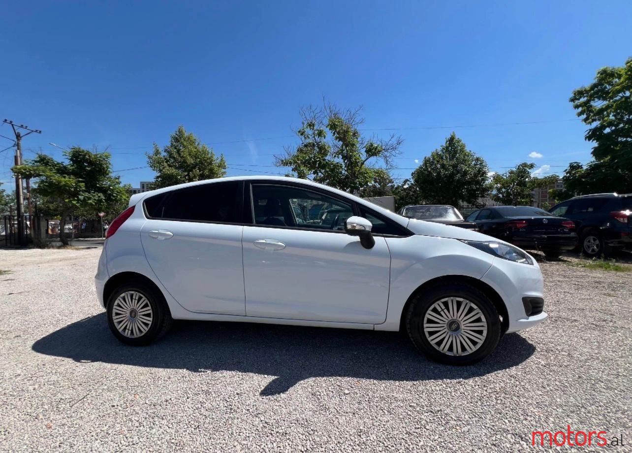 2017' Ford Fiesta photo #4