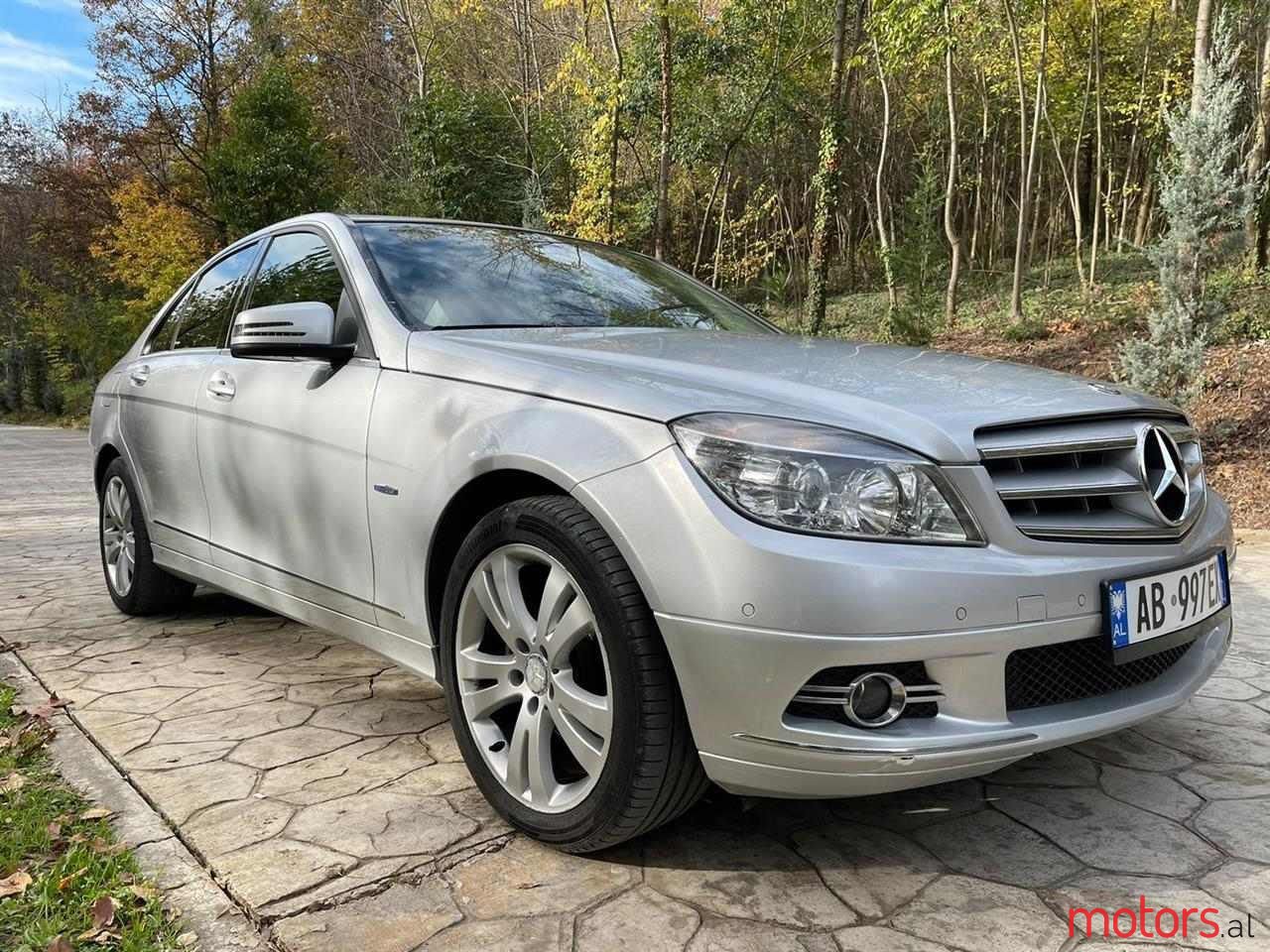 2010' Mercedes-Benz C 180 photo #3