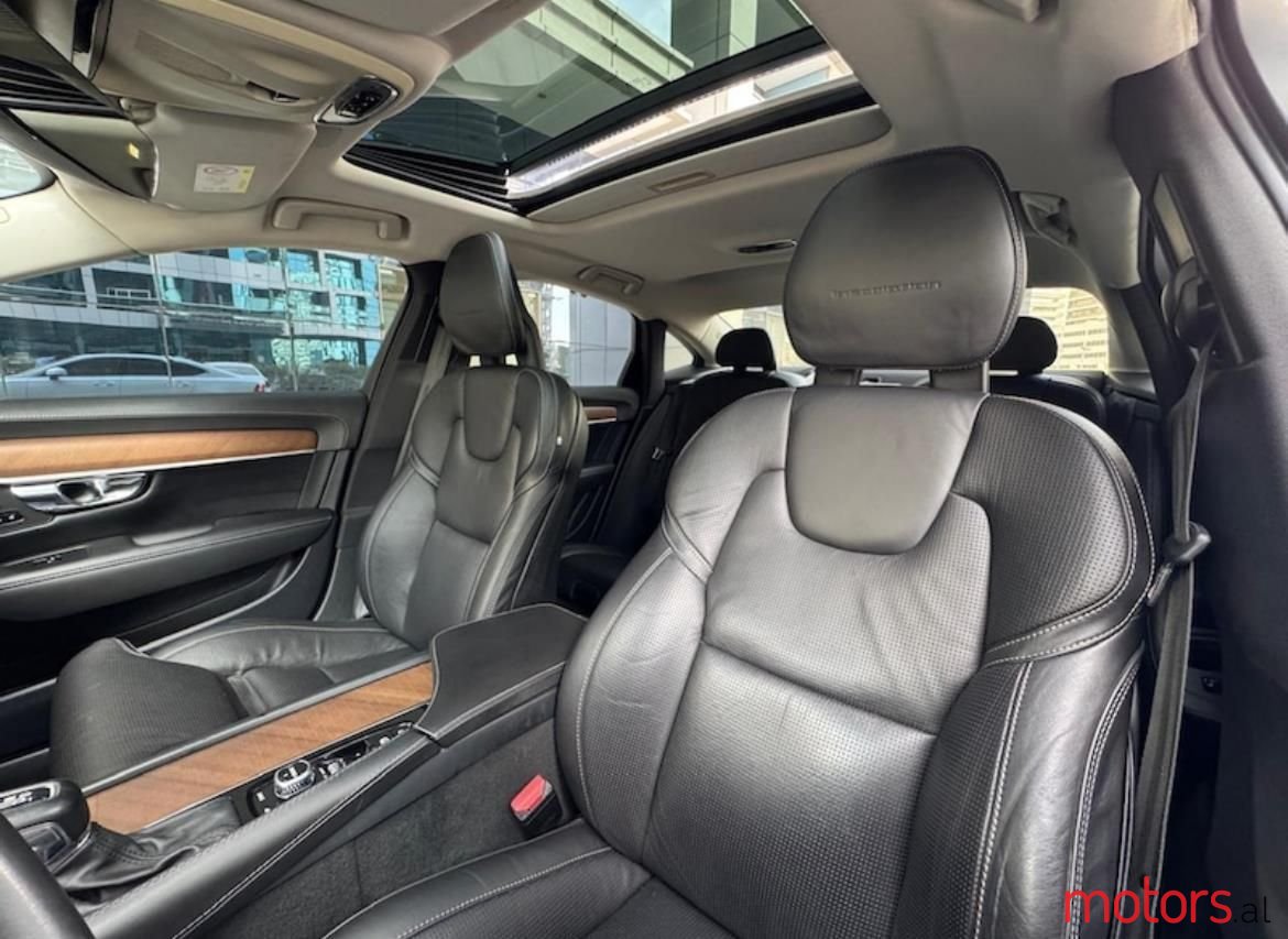 2017' Volvo S90 photo #6